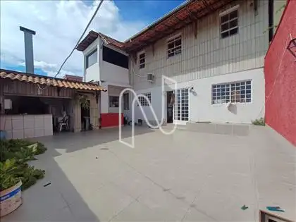 Área externa / Fundos