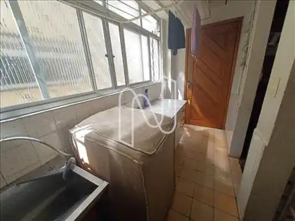 Área de Serviços