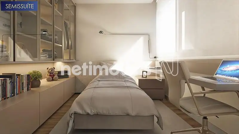 Quarto Semi-suíte