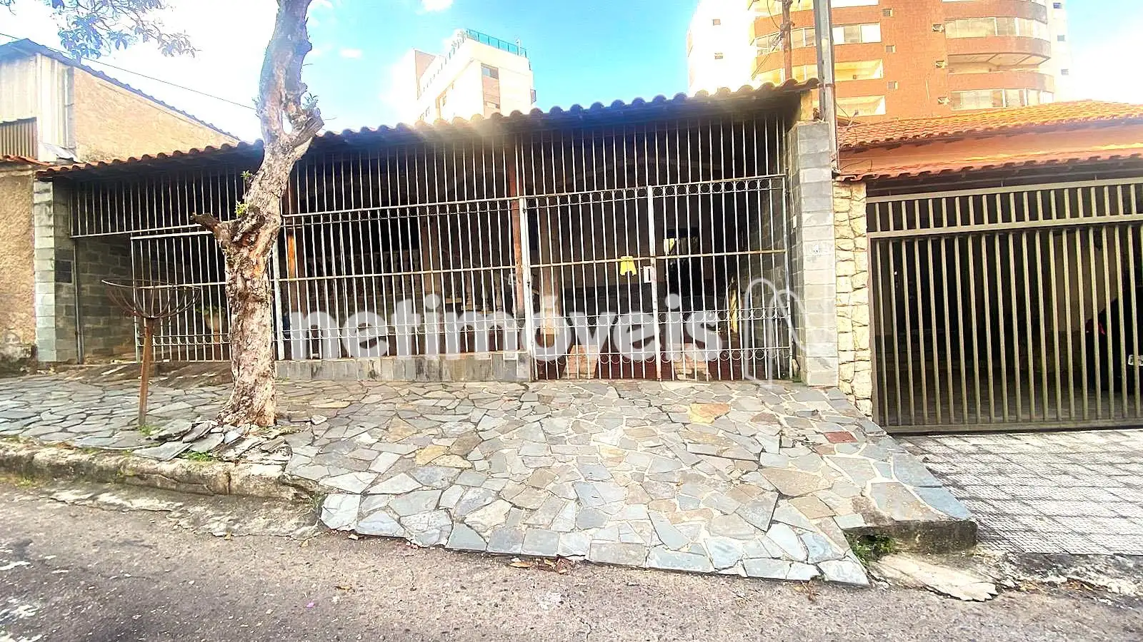 Fachada outro ângulo