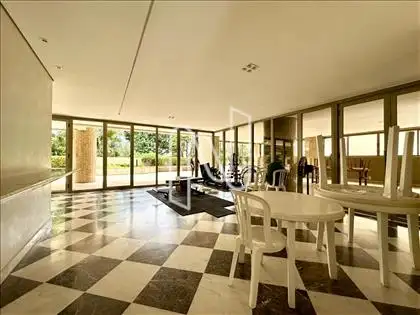 Prédio - Salão de festas e Academia  