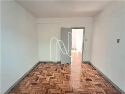 Barracão - Quarto 01