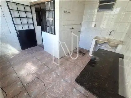Área de Serviços