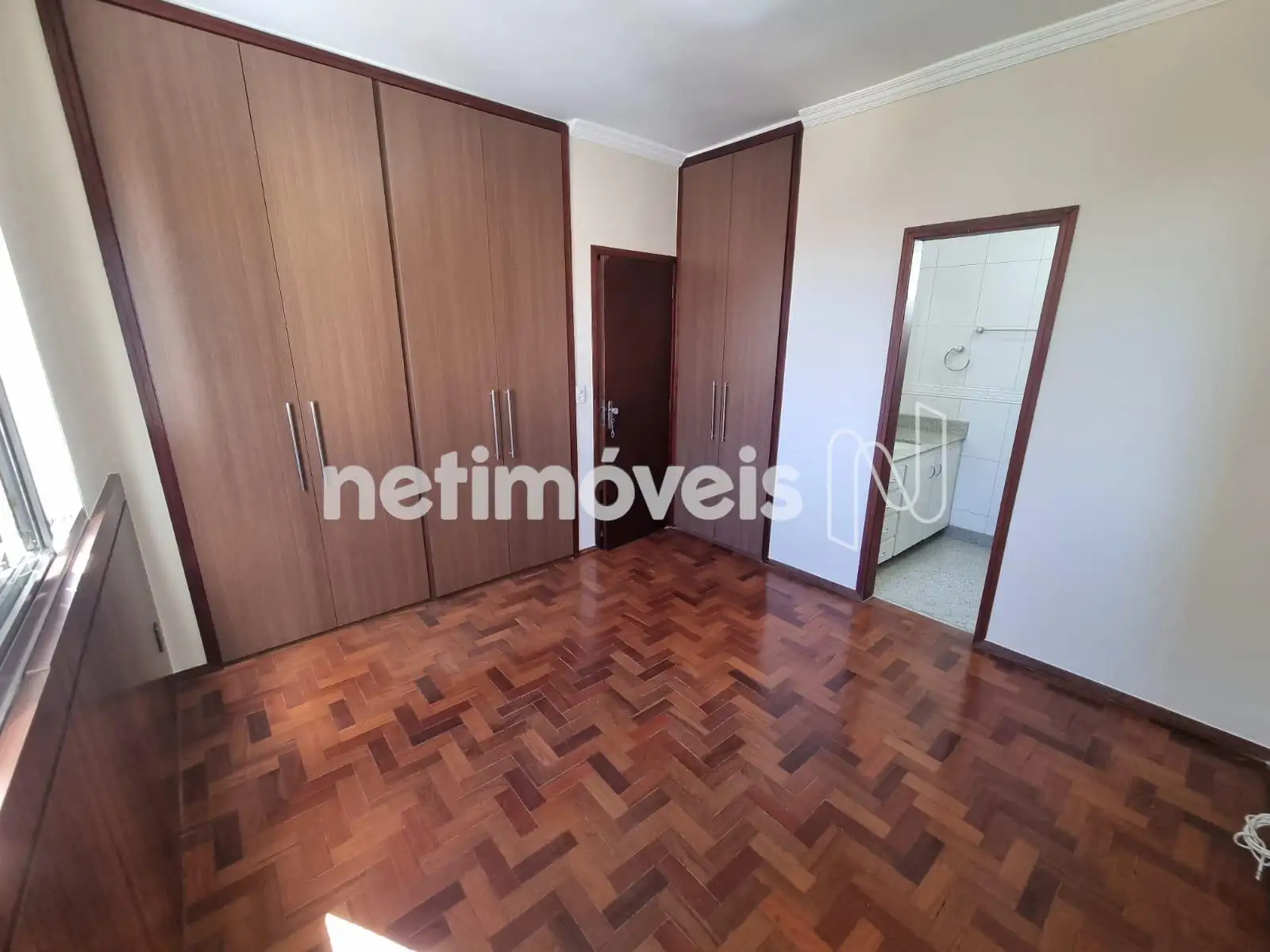 Armário Quarto Suíte - 01° Nível 