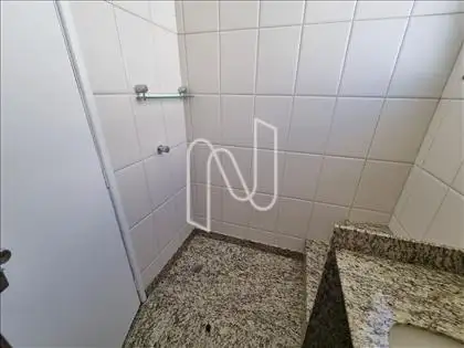 Banheiro suíte - 02° Nível   