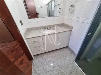 Armário Banheiro suíte 