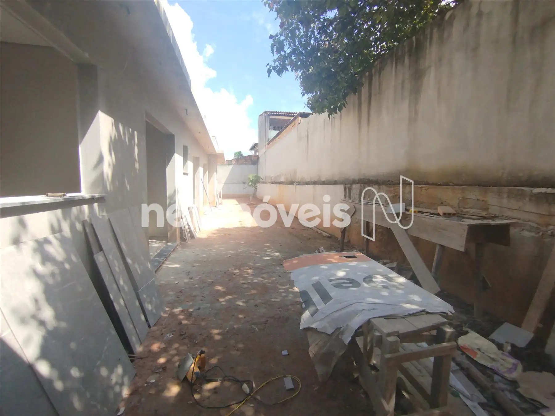 F12 - lateral das casas