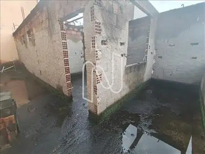  Parte da casa em construção 