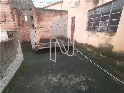  Parte da casa em construção 