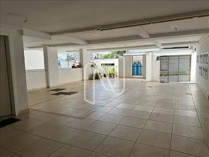 Prédio - Garagem