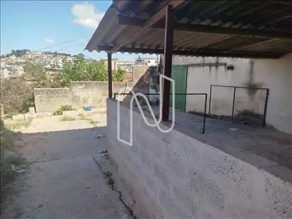  F21 - vagas de garagem cobertas e descoberta