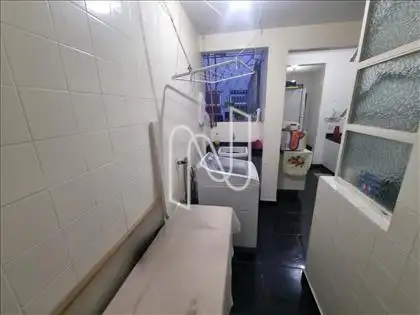 Área de Serviços