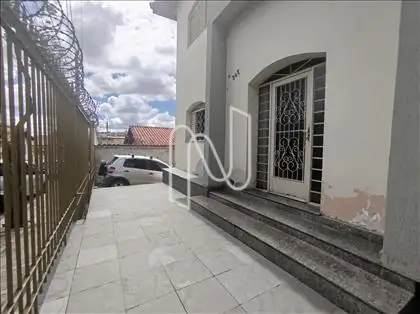  F30 - frente da casa