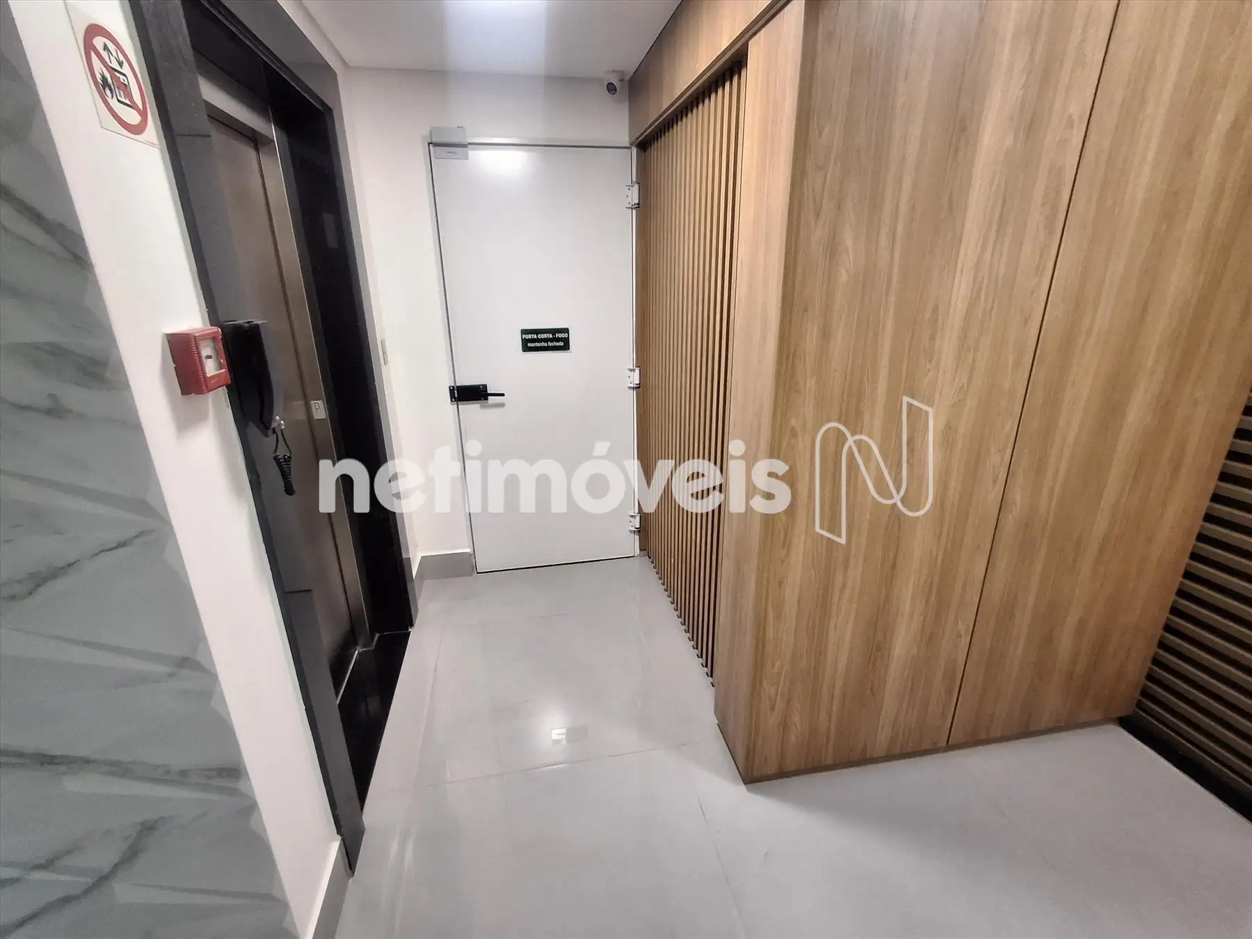 Hall social - Elevador