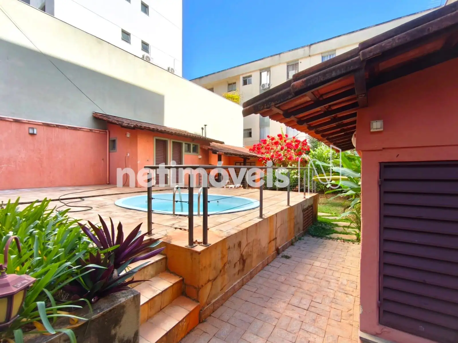 Área Livre - Piscina