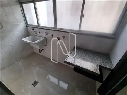 Área de Serviços