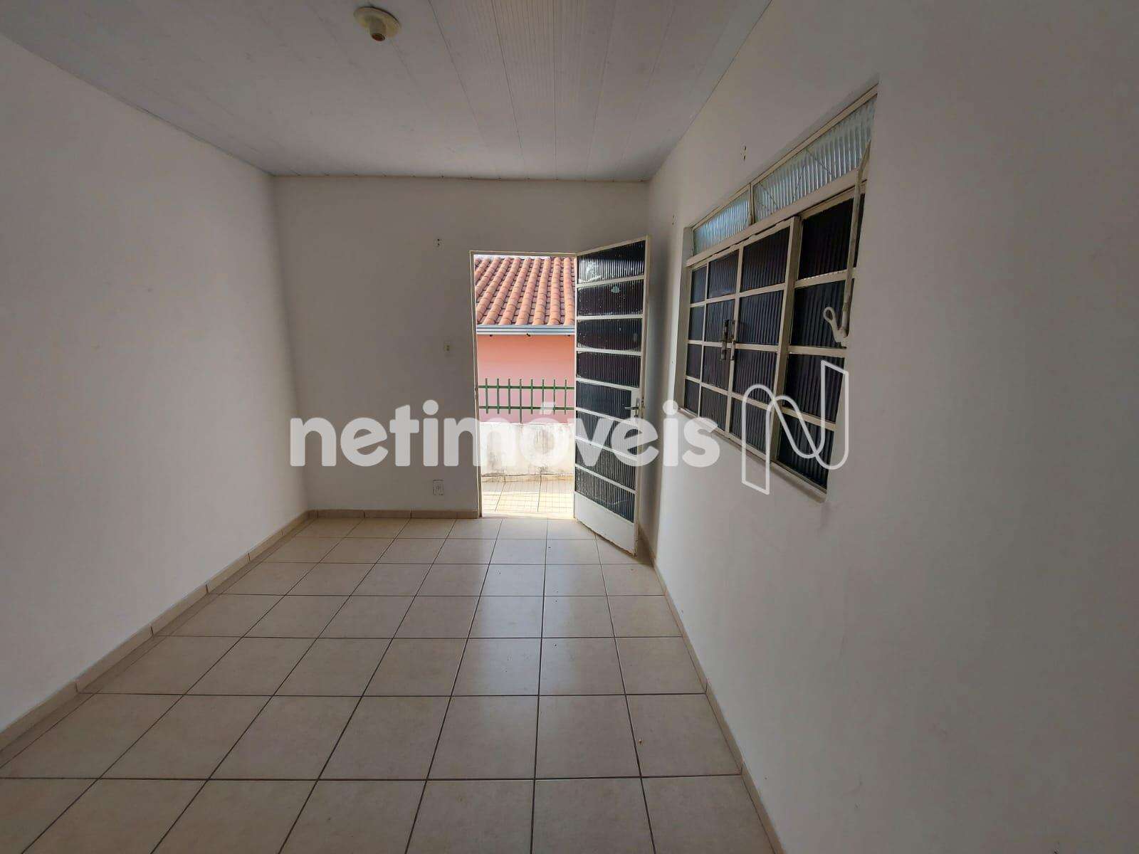 Casa Fundos - Sala