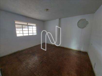 Casa Fundos - Quarto 02