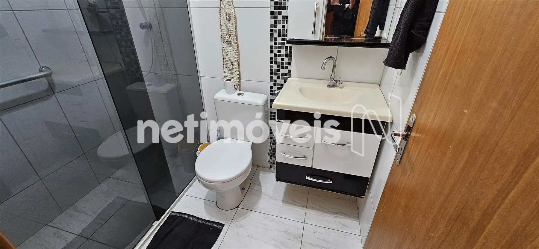 Casa Principal - Banheiro Social