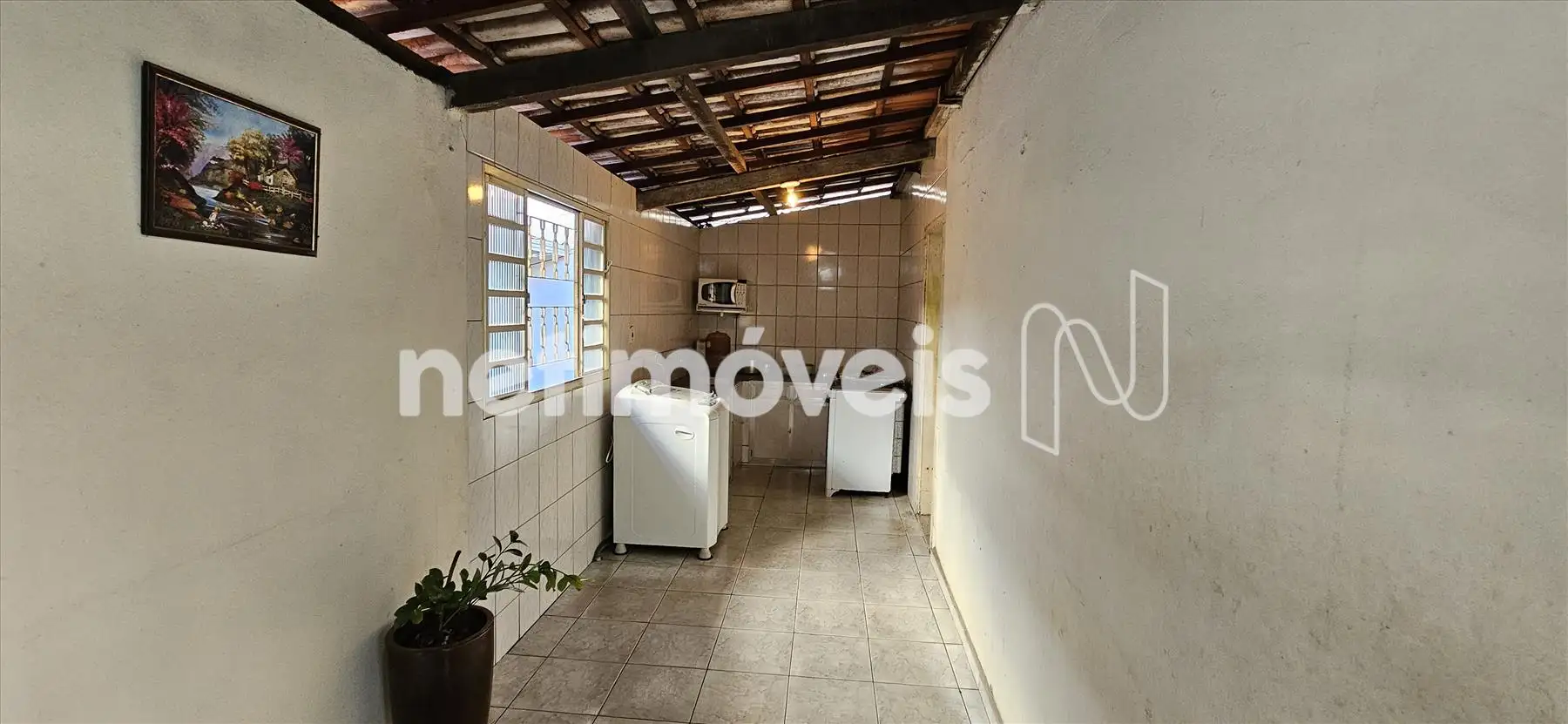 Casa Principal - Área de Serviços e Cozinha