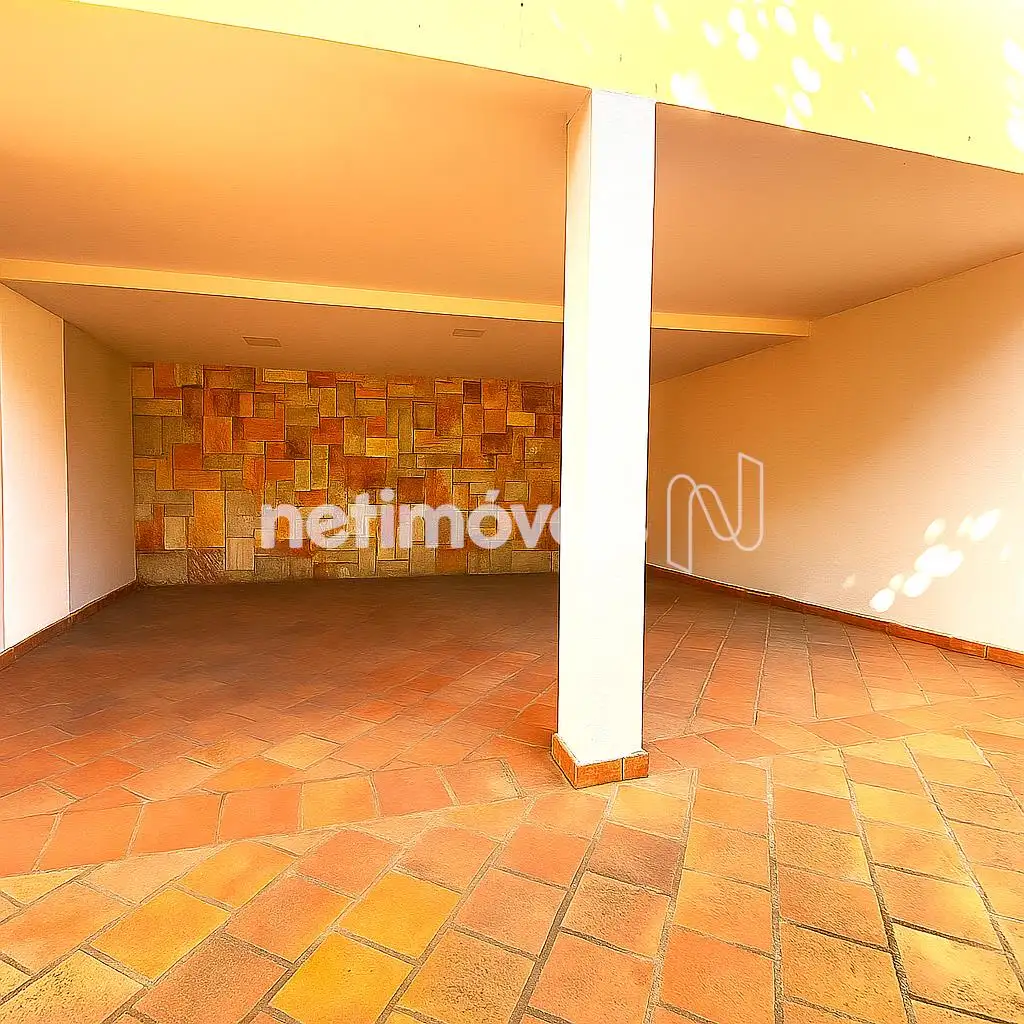 Vagas de agargem cobertas