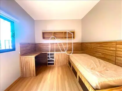 Quarto 1 outro ângulo