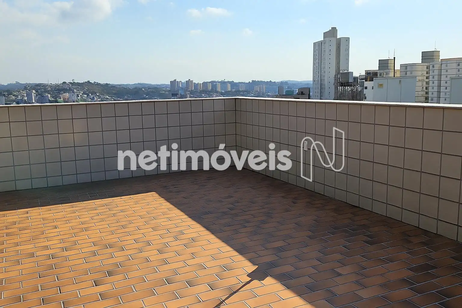 Espaço descoberto 2° piso 