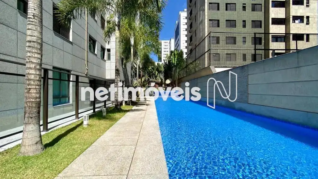 Prédio - Piscina