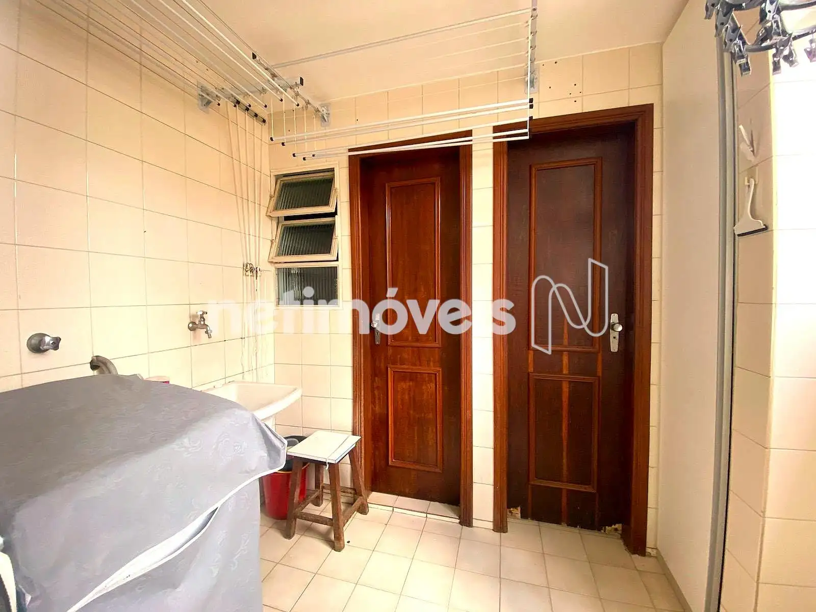 Área de Seriço/DCE