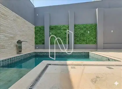  Piscina