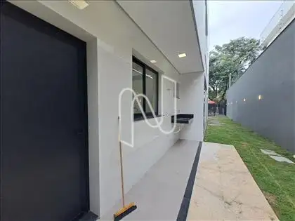 Lateral casa 