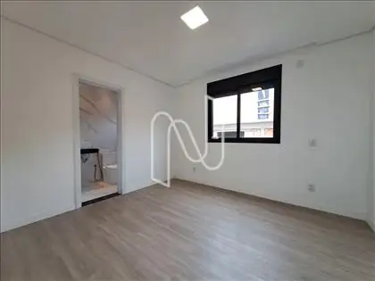 Quarto 03 (Suíte) 