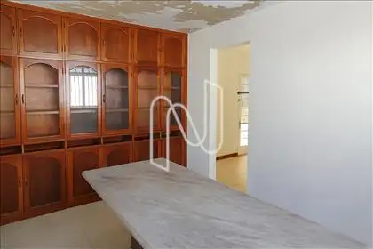 Sala de Jantar (foto ajustada por IA)