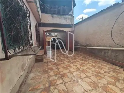  F26 - VAGAS DE GARAGEM