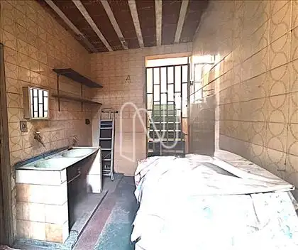  F17 - ÁREA DE SERVIÇOS