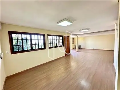  Salão para 03 ambientes 