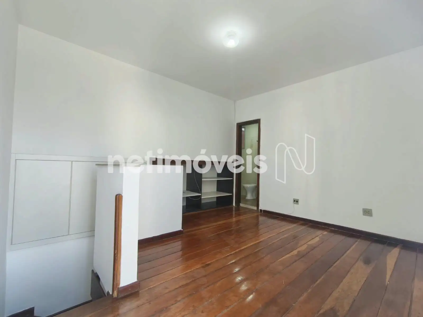 Sala - 02° Nível