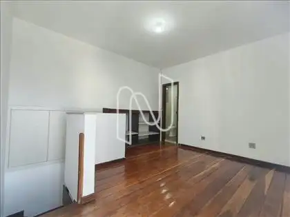 Sala - 02° Nível