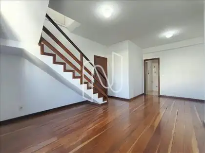 Sala - 01° Nível
