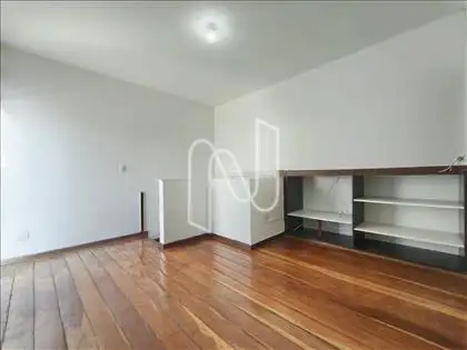 Sala - 02° Nível