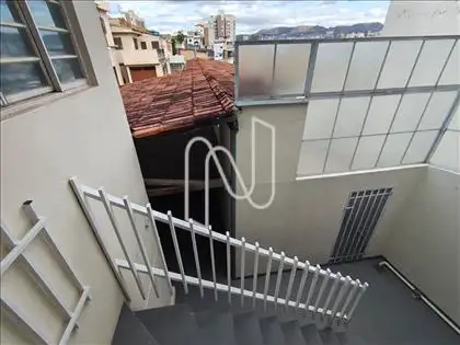 F25 - ACESSO NÍVEL INFERIOR