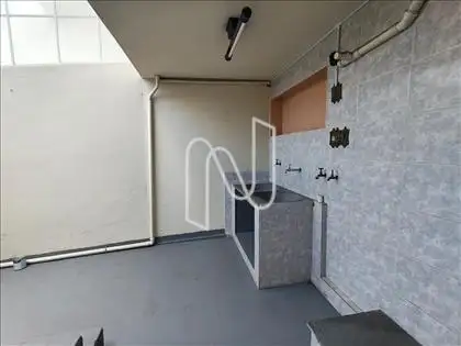 F27 - ÁREA DE SERVIÇO NÍVEL INFERIOR