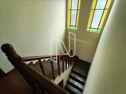 F19 - ESCADA DE ACESSO PARA O NÍVEL 2