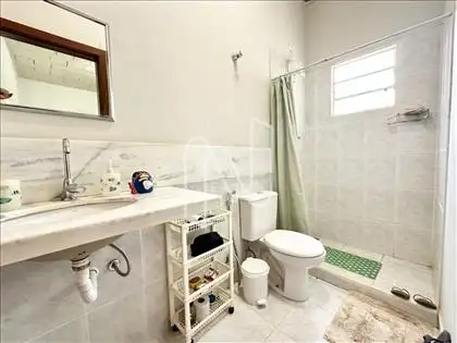 Casa principal - Banheiro suíte  