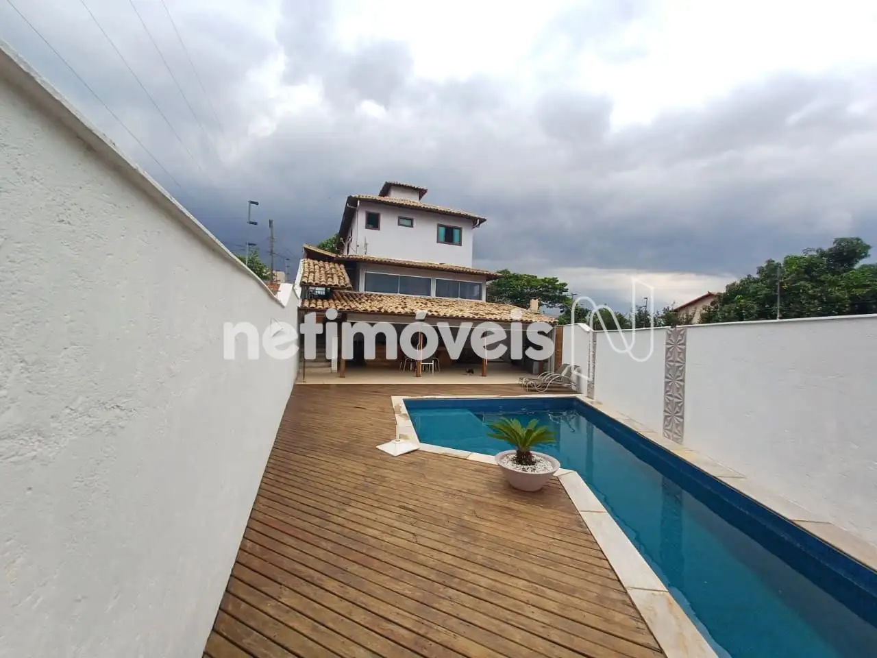 Piscina- área gourmet