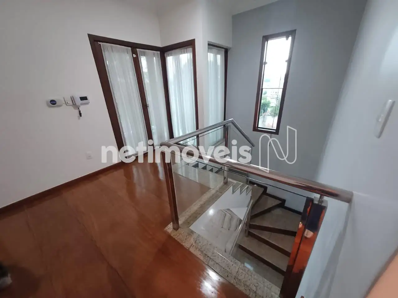 Sala - 02° Nível 