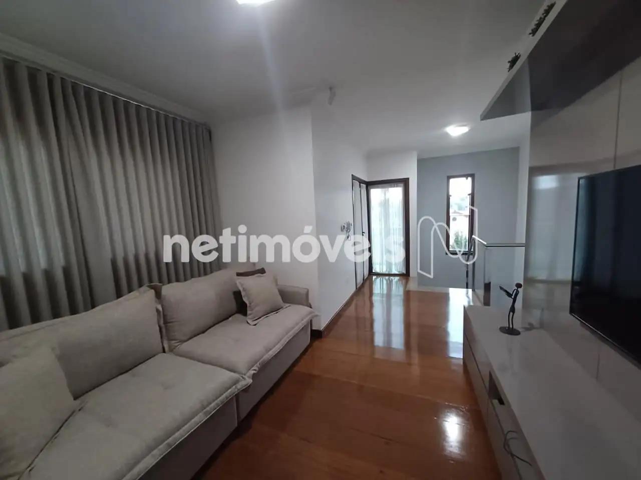 Sala - 02° Nível 