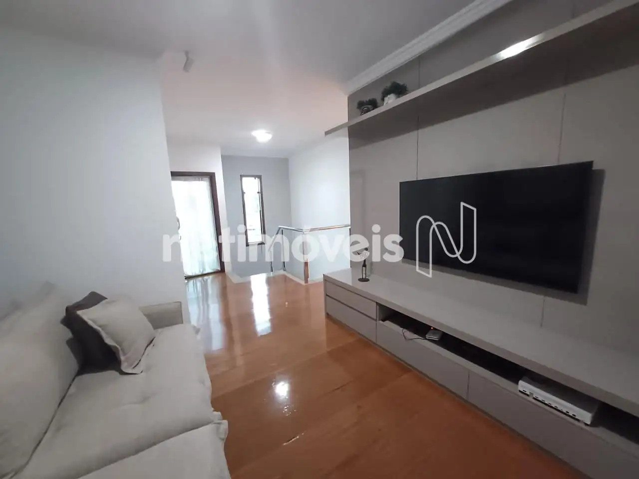 Sala - 02° Nível 