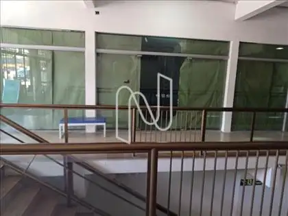 Entrada por dentro do shopping 