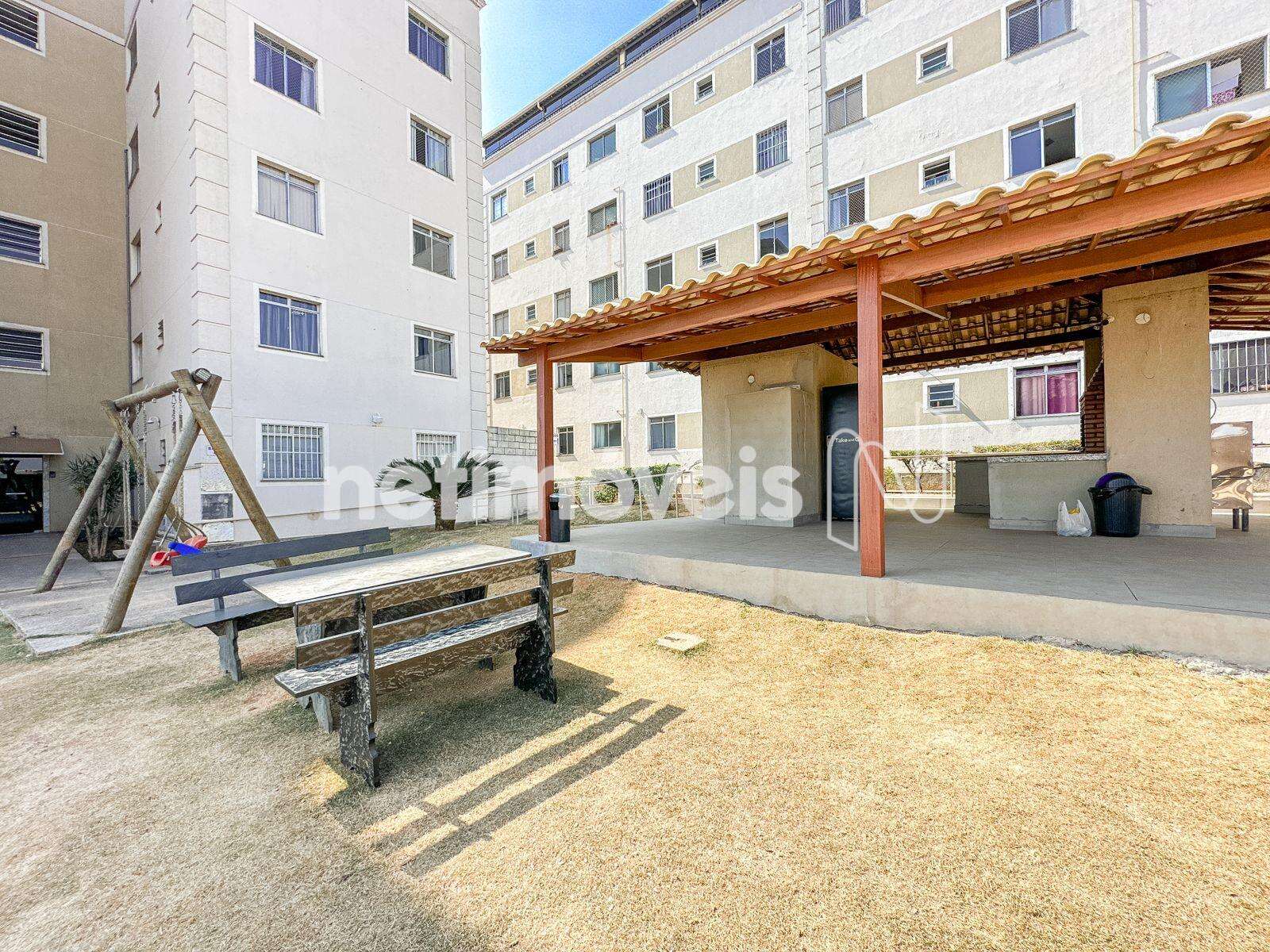 Prédio - Área Livre